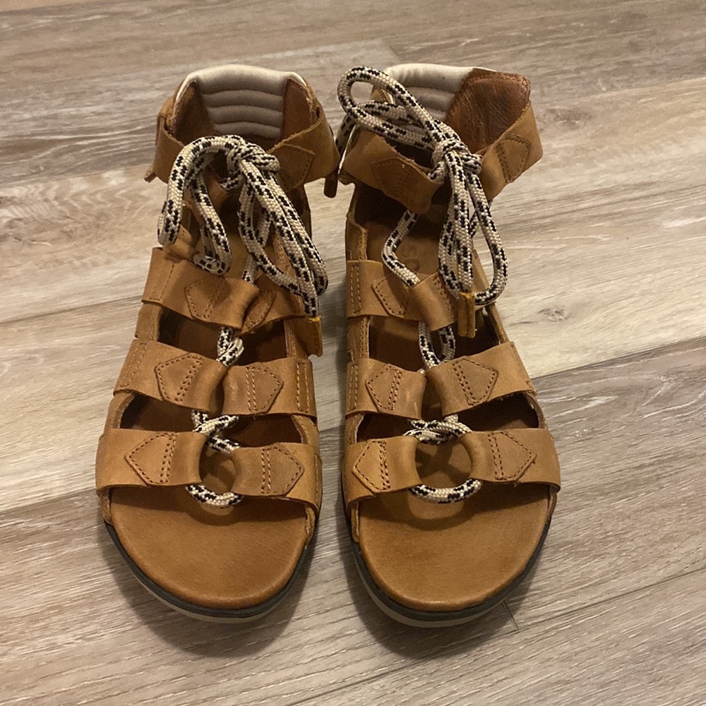 Sorel Leather Sandals Size 8.5